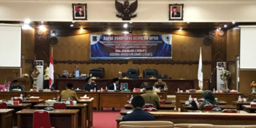 Anggota DPRD Tanjab Barat dan 15 Staf Jalani Rapid Test