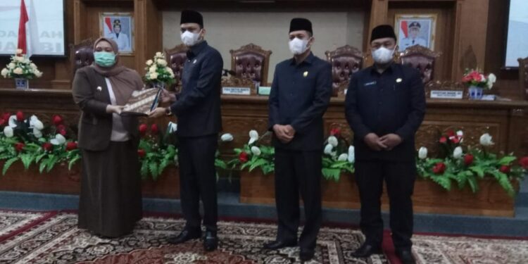 DPRD Muarojambi Gelar Rapat Paripurna Penyampaian LKPJ Bupati Akhir Tahun 2020