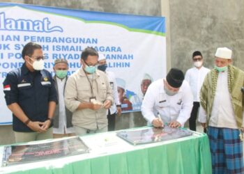 Resmikan Gedung Ponpes, Safrial: Kita Utamakan Tempat Belajar Santri