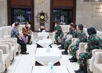 Dukcapil Kemendagri Serahkan 53 Akta Kematian Awak KRI Nanggala 402
