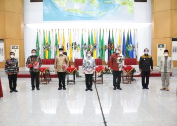 Dukung Investasi, Mendagri Minta Kepala Daerah Inventarisasi Aturan Daerah