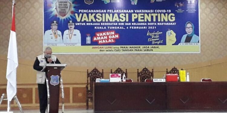 Bupati Dan Wabub Hadiri Pencanangan Pelaksanaan Vaksinasi Covid-19 Pertama di Tanjab Barat