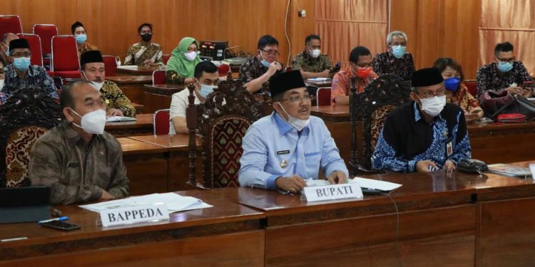 Audensi dengan Bappenas RI, Bupati Anwar sadat Tegaskan Dukungan dan Percepatan Pembangunan