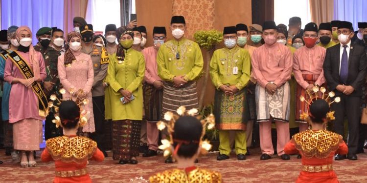 Pj.Gubernur di Sambut Walikota Ikuti Peringatan HUT Kota Jambi