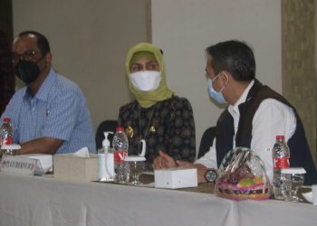 Pj.Gubernur Ikuti Pleno Rekapitulasi dan Penetapan Hasil PSU Pilgub Jambi