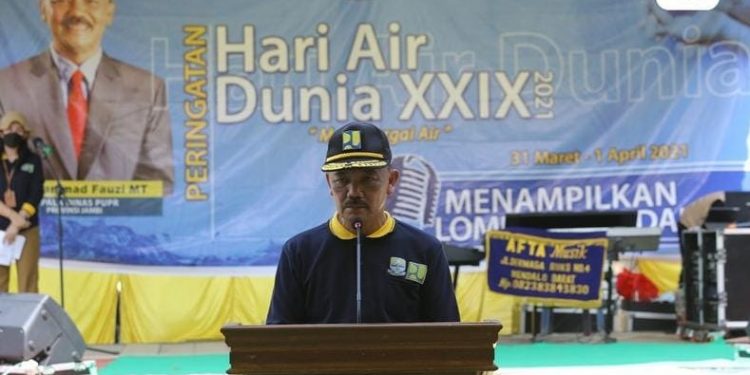 Peringati Hari Air Dunia, Kadis PUPR Provinsi Jambi Bersama Pj Gubernur Lakukan Tanam Pohon