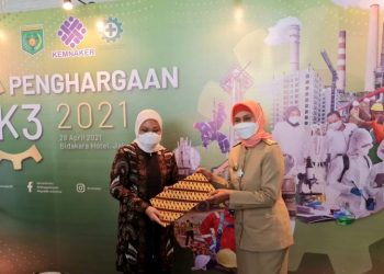 Pj.Gubernur Jambi Apresiasi Penghargaan K3 Dari Menteri Ketenagakerjaan