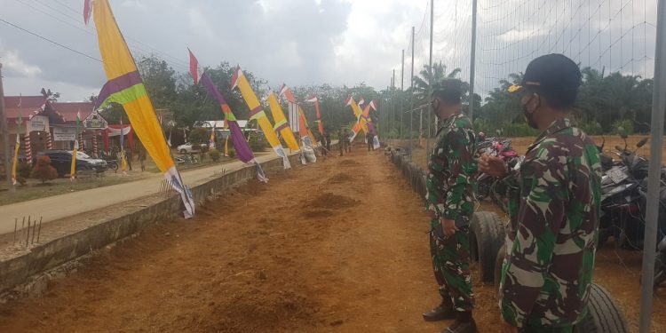 Semarakkan Pembukaan TMMD Ke 111 Dandim 0420/Sarko Cek Pemasangan Umbul-Umbul