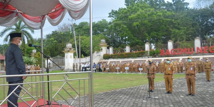 Pimpin Apel Perdana,  Pj Sekda Merangin Minta ASN Patuhi Prokes Cegah  Covid-19