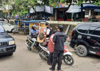 Polres Merangin  Bagikan 1000 Masker Gratis 