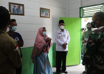Danrem 042 Gapu Bersama Wakil Gubernur Jambi Cek RTLH Milik Herman