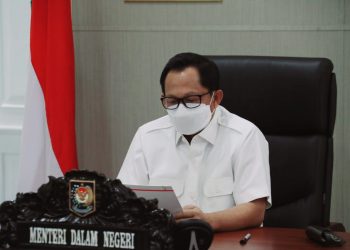 Mendagri Keluarkan Surat Edaran Soal Penertiban PPKM dan Percepatan Vaksinasi 