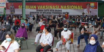 Korem 042/Gapu Gelar Vaksinasi Massal Dosis Kedua Untuk Warga Jambi 