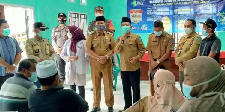 H. Mashuri Targetkan Dua Pekan 11 Ribu Warga Merangin Sudah Di Vaksinasi Covid-19