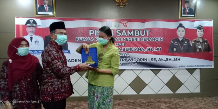 H. Mashuri Hadiri Pisah Sambut Kajari Merangin 