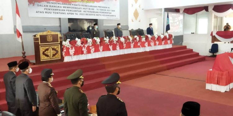 DPRD Merangin Menggelar Sidang Paripurna Dengarkan  Pidato Kenegaraan Presiden RI