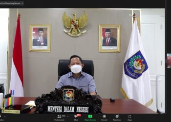 Mendagri Ajak Ormas dan Seluruh Elemen Masyarakat Bergandengan Tangan Hadapi Pandemi dan Dampaknya 