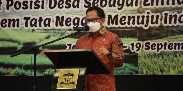 Tekan Laju Urbanisasi, Mendagri Dorong Desa Perkuat Ekonomi