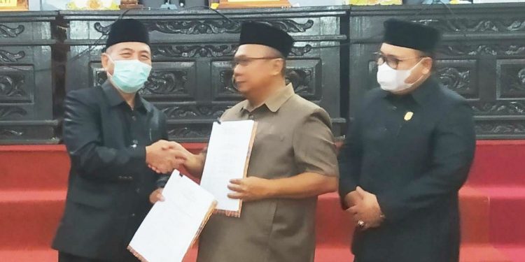 Bupati H. Mashuri Sampaikan Nota Pengantar RP-APBD 2021