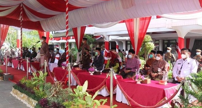 Ketua DPRD Kota Jambi Hadiri Upacara Peringatan HUT Pemkot Jambi ke-75