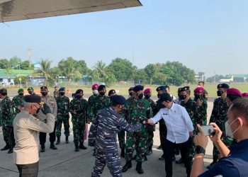 Rektor IPDN Dampingi KSAL Terjunkan Satgas Vaksinasi COVID-19 Papua