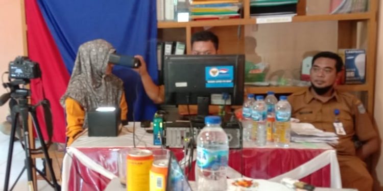 Permudah Warga, Dinas Dukcapil Merangin Gelar Perekaman KTP elektronik di Desa Sei Nilo