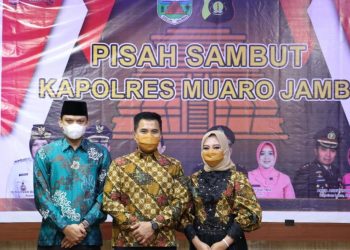 Ketua DPRD Yuli Setia Bhakti Hadiri Pisah Sambut Kapolres Muarojambi