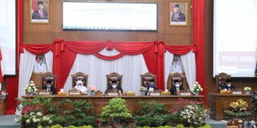 Ketua DPRD Yuli Setia Bhakti Pimpin Paripurna Istimewa Mendengar Pidato Kenegaran HUT RI Ke-76