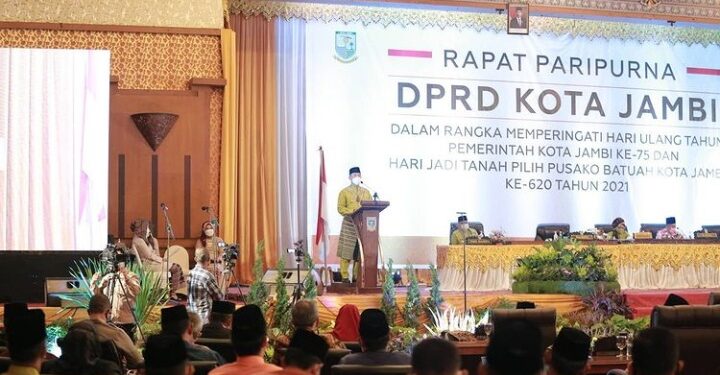 DPRD Kota Rapat Paripurna HUT Pemkot Jambi ke-75 Berjalan Lancar