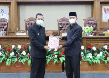 Dewan DPRD Ahmad Haikal Pimpin Rapat Paripurna Pandangan Fraksi