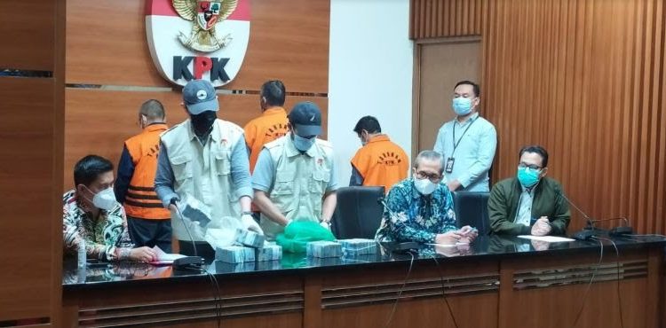 KPK Tangkap Tangan 7 Orang Di Kabupaten Hulu Sungai Utara Kalsel, Salah Satunya Plt Kadis PU