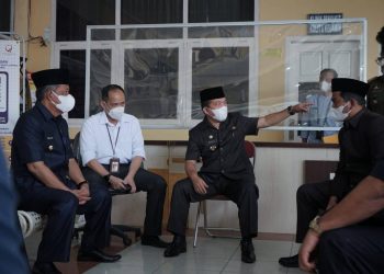 Nakes RSUD Rd. Mataher Mogok Kerja, Al Haris : Insentif Nakes Senin harus cair