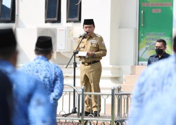 Pengukuhan Pejabat Pimpinan Tinggi, Gubernur Tegaskan Jabatan sebagai Amanah