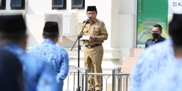 Pengukuhan Pejabat Pimpinan Tinggi, Gubernur Tegaskan Jabatan sebagai Amanah