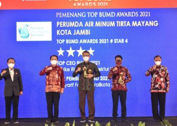Borong 3 Penghargaan Sekaligus, Walikota Fasha Raih Top Pembina BUMD
