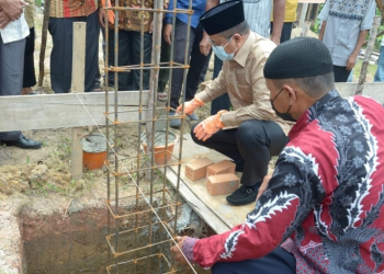 Wawako Maulana Letakan Batu Pertama Pembangunan Musholla Al Ghiffari Bagan Pete