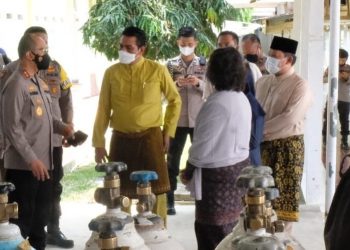 Bupati Fadhil Sambut Kunjungan Kapolda di RS HAMBA Muara Bulian