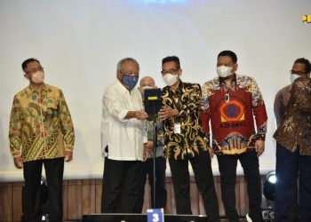 Menteri PUPR Resmikan Penggunaan Sistem Online Single Submission (OSS) untuk Operasionalisasi Lembaga Sertifikasi Badan Usaha Jasa Konstruksi