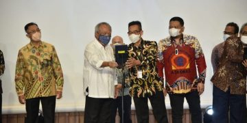 Menteri PUPR  Resmikan Penggunaan Sistem Online Single Submission (OSS) untuk Operasionalisasi Lembaga Sertifikasi Badan Usaha Jasa Konstruksi