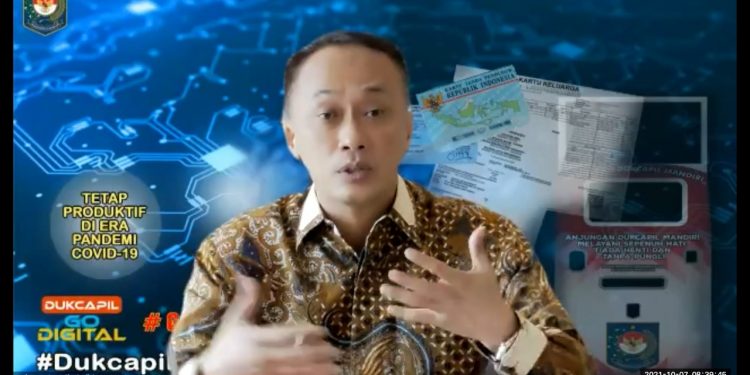 Hasil Survei Puspoll Indonesia, 80 Persen Responden Menyatakan Mudah Membuat KTP-el 
