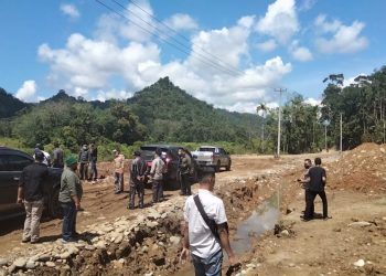 Bupati H Mashuri Berang, Jalan Kabupaten Rusak Dikeruk PETI