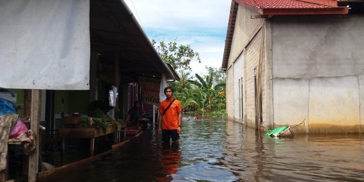 1.000 Rumah Warga Sanggau Kalimantan Barat di 5 Kecamatan Terendam Banjir