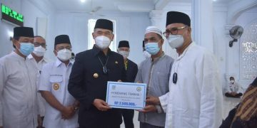Walikota Jambi Sy Fasha Apresiasi Pengurus Masjid Teladan Kota Jambi