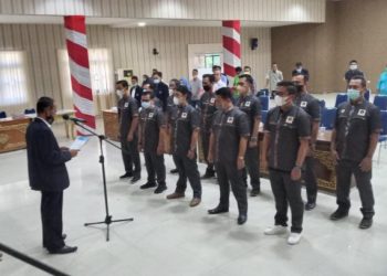 Melantik Pengurus PWI Merangin, Ini Pesan Ketua PWI Provinsi Jambi