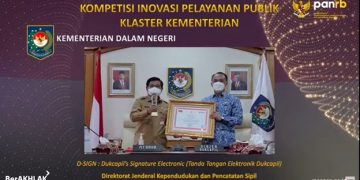 Tiga Tahun Berturut-turut, Ditjen Dukcapii Raih Penghargaan Inovasi Terpuji Top 45 Inovasi KIPP