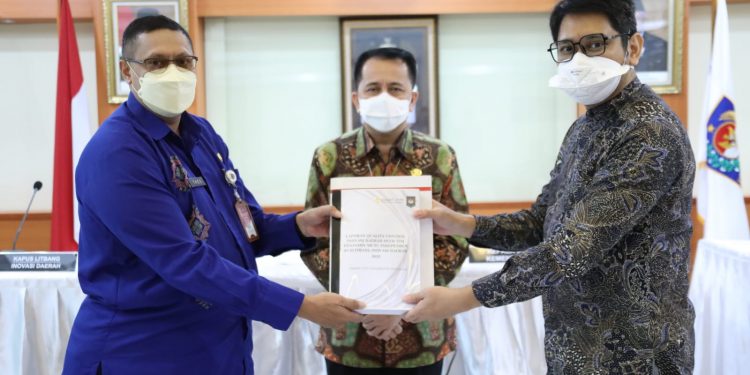 Kemendagri Terima Hasil Pengukuran Indeks Inovasi Daerah dan Penilain IGA dari Universitas Indonesia 