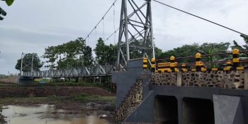 Kementerian PUPR Selesaikan Jembatan Gantung Makammu II di Takalar 
