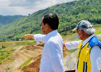 Menteri PUPR Dampingi Presiden Jokowi Resmikan 2 Bendungan Multifungsi di Jawa Timur 
