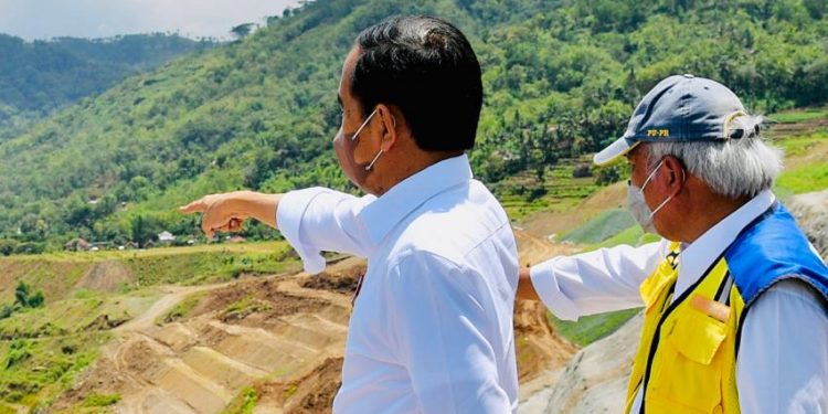 Menteri PUPR Dampingi Presiden Jokowi Resmikan 2 Bendungan Multifungsi di Jawa Timur