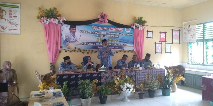 Kunker Ke SMPN 24, Nasution : Jika Tidak Ada Anggaran untuk Mebel, Saya Siap Sumbangkan Dana Pribadi